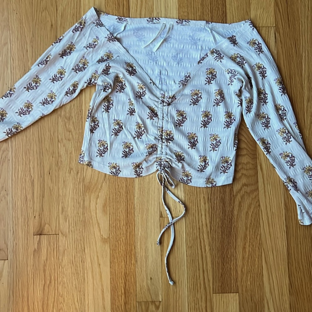 Cropped low cut v neck